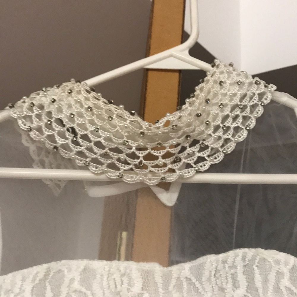 Top - Picture 2 of 5